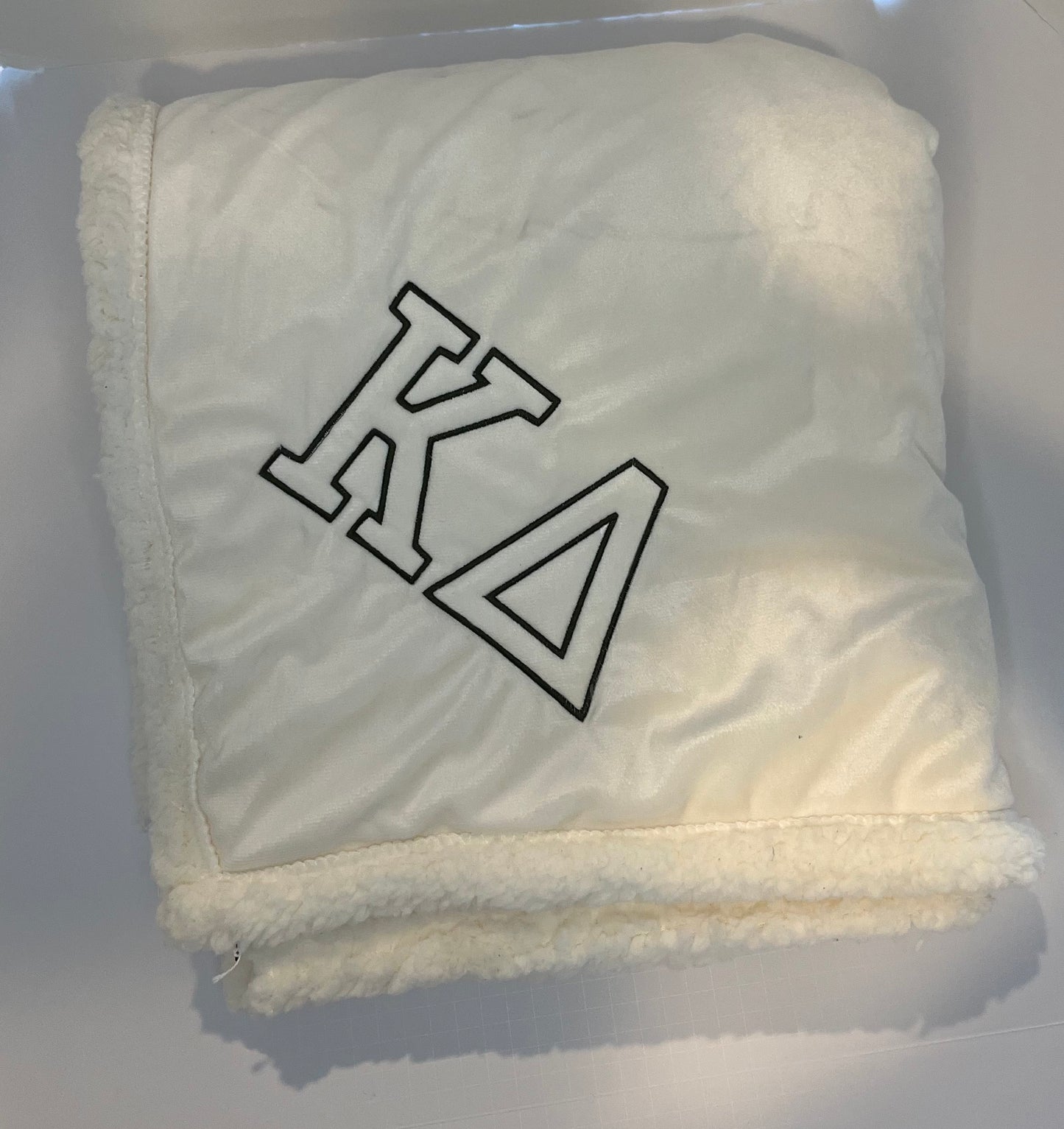 Kappa Delta Throw Blankets