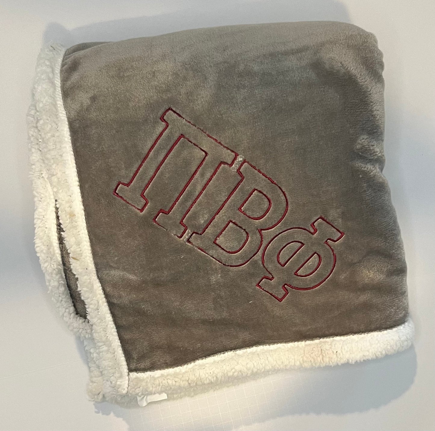 Pi Beta Phi Throw Blankets